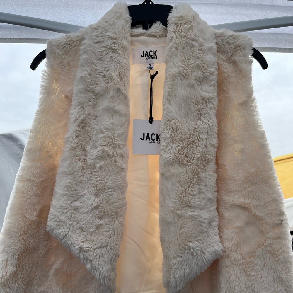 Jack by BB Dakota vest